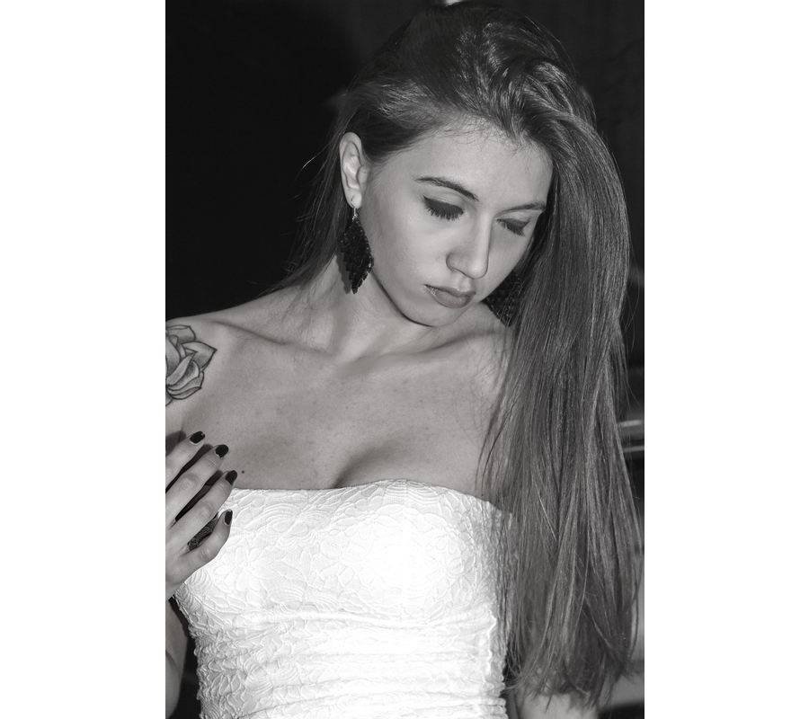 IMM__43085--bw